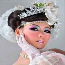 桂林第六感化妆师培训：唯美创意新娘妆